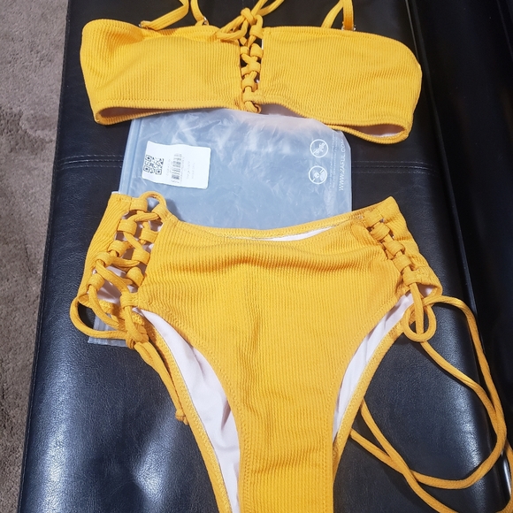 Yellow High-Rise Two Piece Bikini small 💛 - Picture 7 of 9
